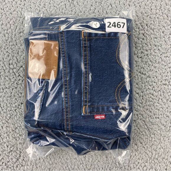 Classic Blue Women's Jeans - Picture 14 of 14